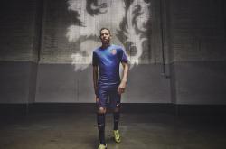 最后时刻胜出首场状态出色，快船观众沸腾！纳达尔重返赛场全场沸腾不已